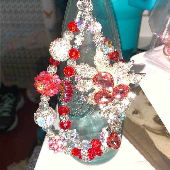 Elegant Red and Silver purse/bag charm Keychain - Picture 3 of 5